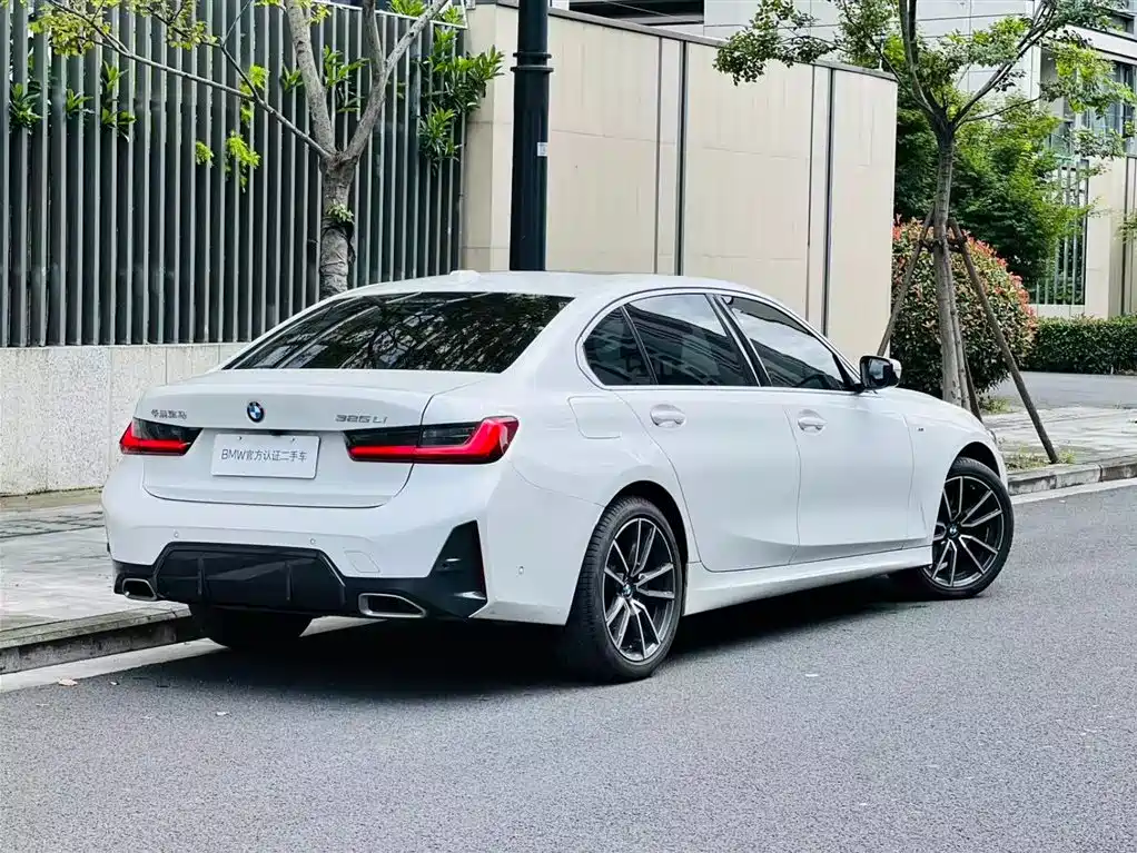 BMW 3 Series 2024 325Li M Sport Package фото 3