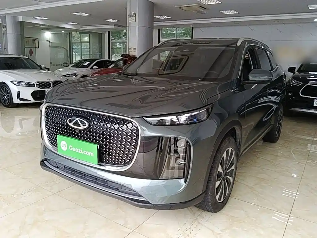 Chery Tiggo 8 PLUS 2025 290TGDI DCT Luxury 5-seater