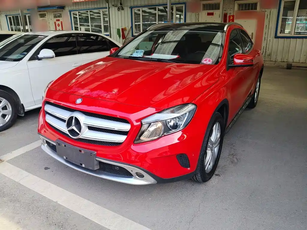 Mercedes-Benz GLA 2015 2015 GLA 200 Dynamic