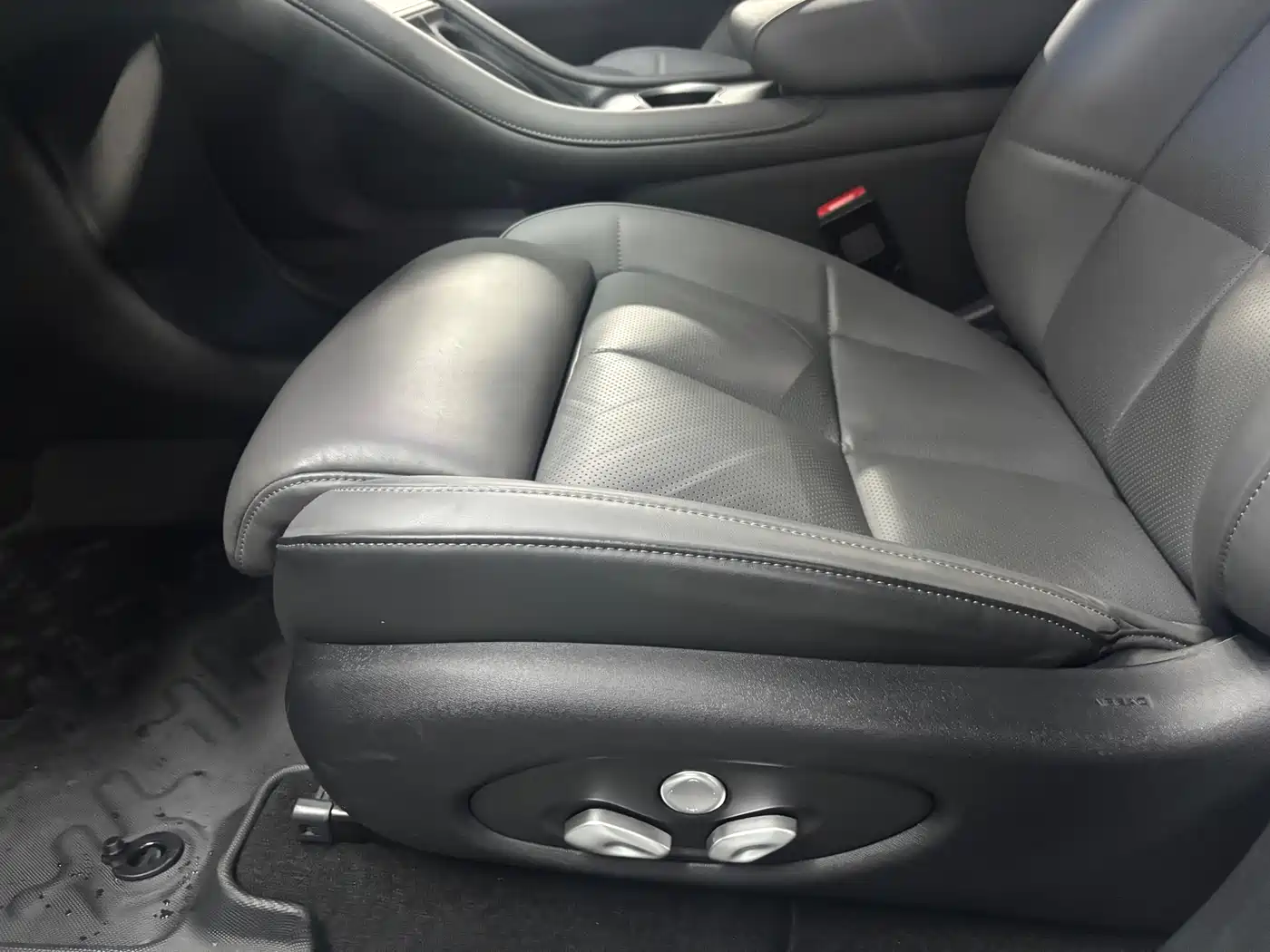 ZHIJI AUTOMOBILE ZHIJI LS6