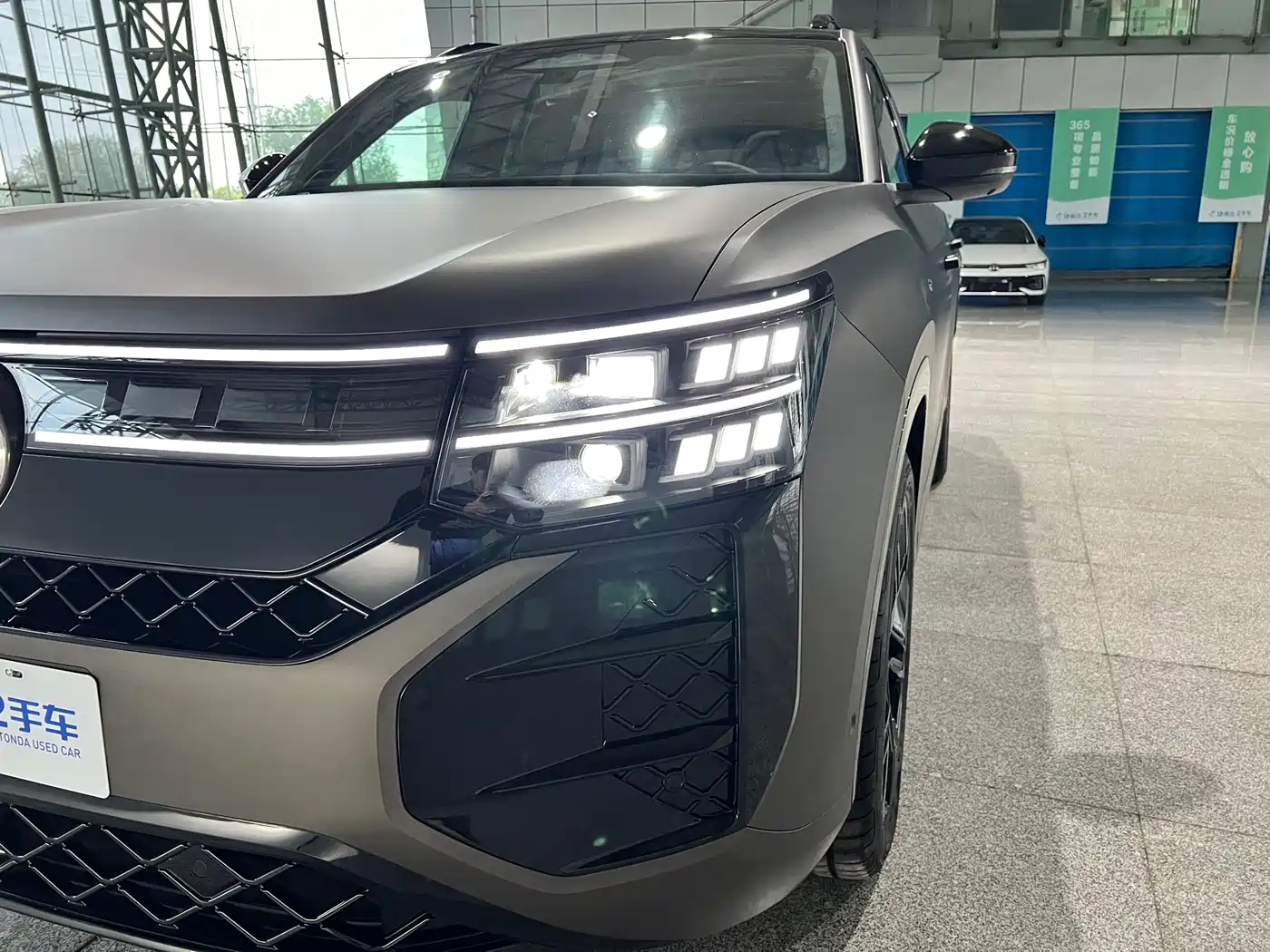 Volkswagen Teramont 2025 Teramont Pro 450TSI 4WD Summit Edition фото 17