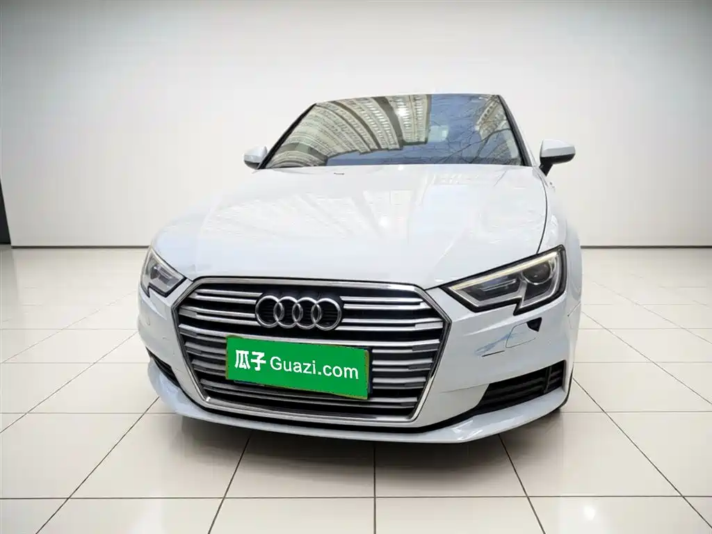 Audi A3 2018 30th Anniversary Sportback 35 TFSI Progressive фото 24