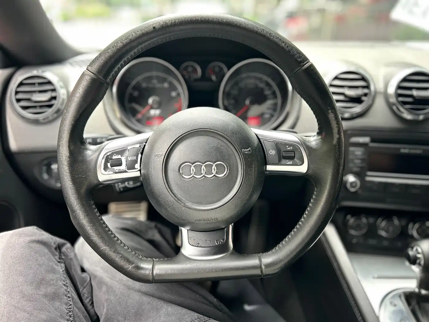 Фото 11 - Audi TT