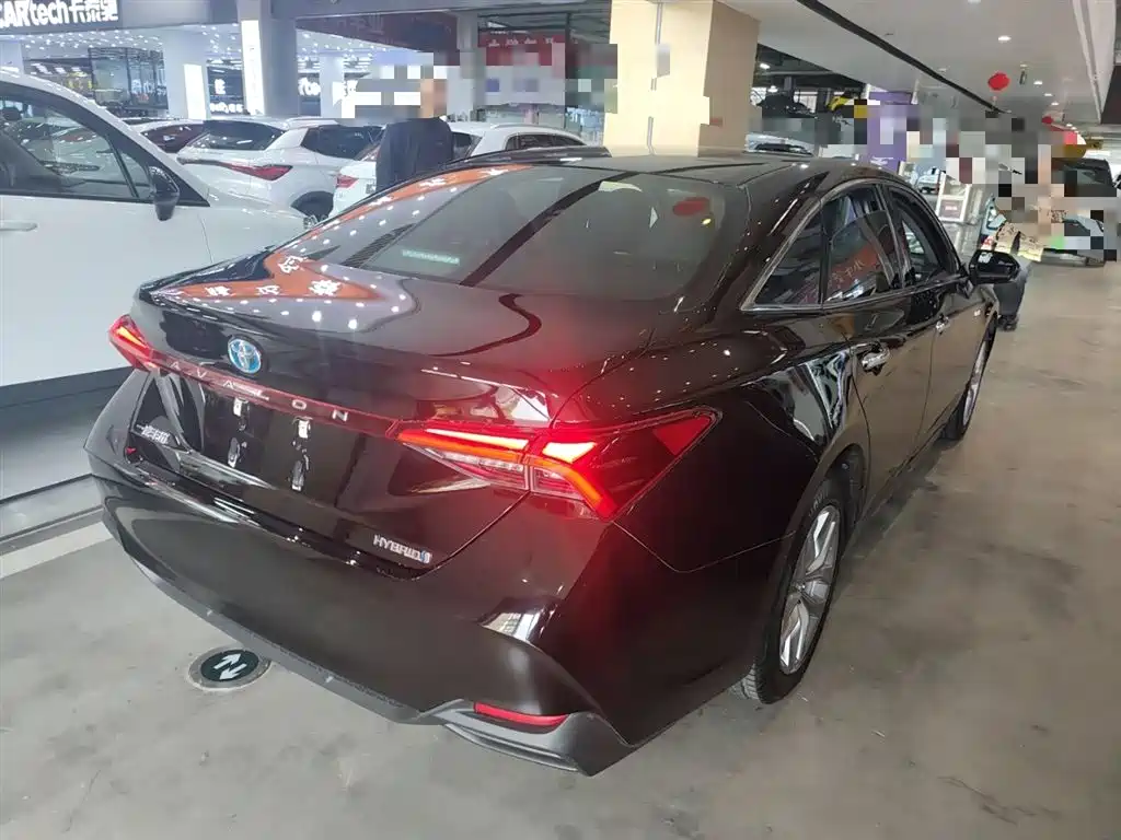 Toyota Avalon 2019 Hybrid 2.5L Luxury Edition China VI фото 7