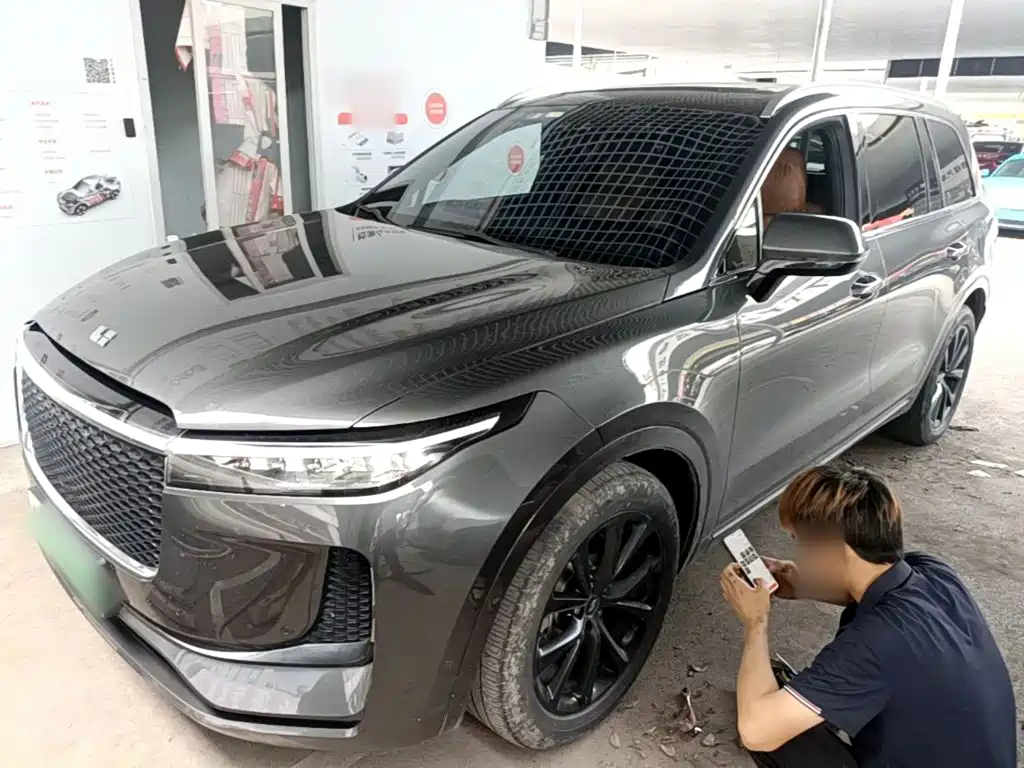 Li Auto Li ONE 2020 Extended Range 6-seater