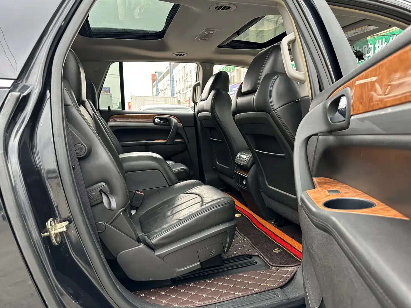 Buick Enclave 2010 2010 3.6L Flagship Edition