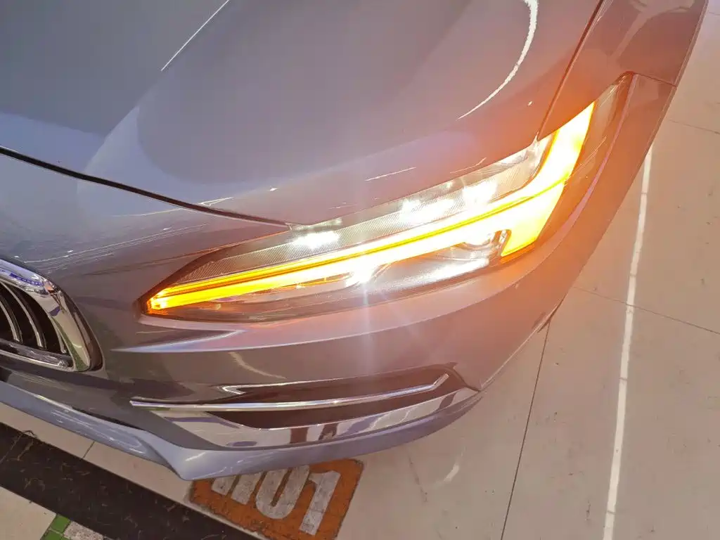 Volvo S90 2017 2018 T4 Inscription Edition