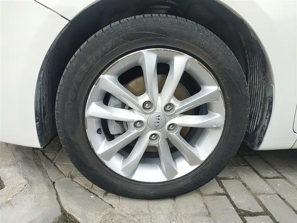 Kia K3 2016 1.6L Automatic GLS фото 23