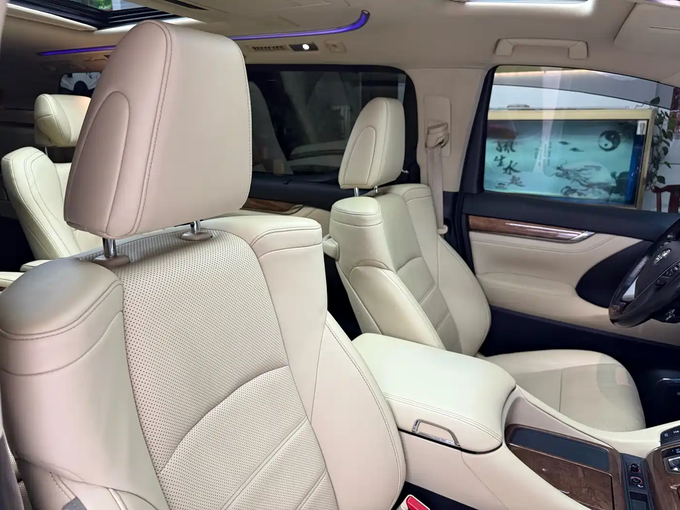 Toyota Alphard 2018 3.5L Premium фото 33
