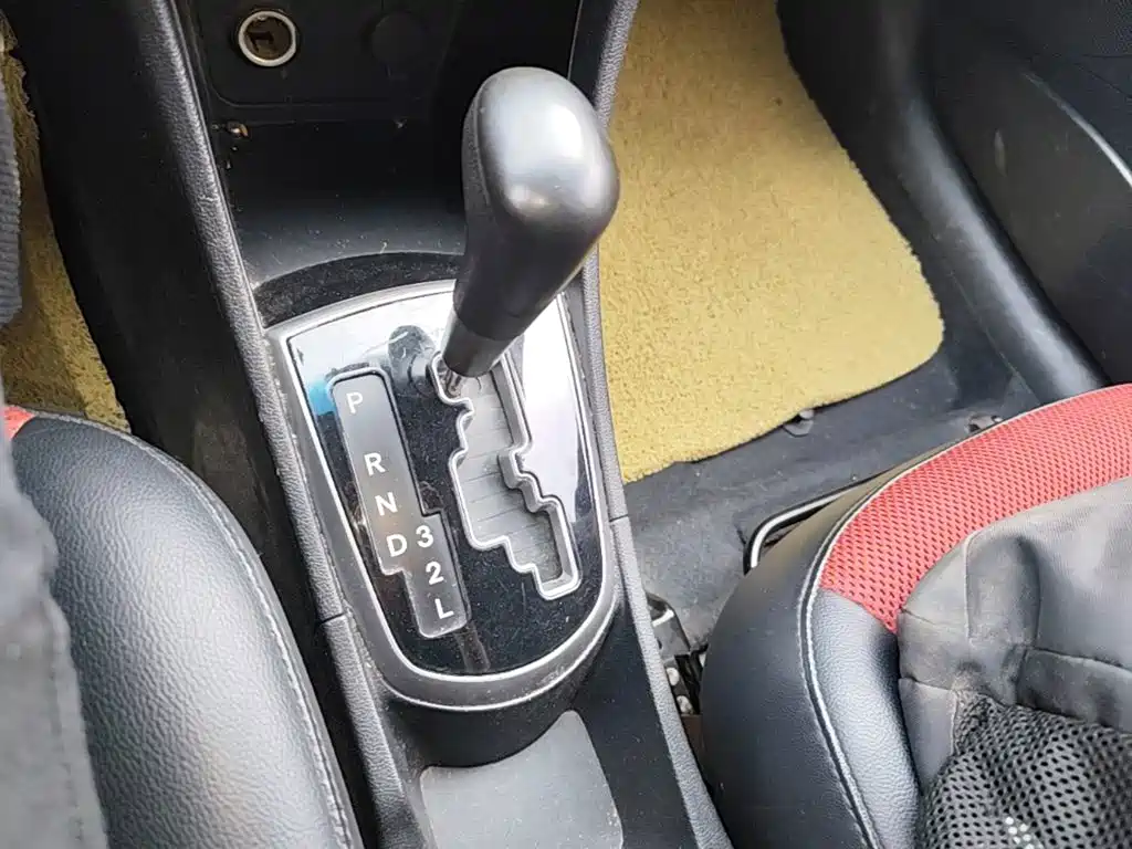 Hyundai Reina 2014 2014 Model 1.4L Automatic GLX