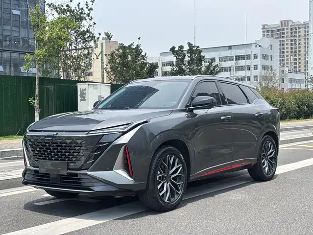  Changan Oshan Changan Oshan Z6 2022 Blue Whale 1.5T DCT Intelligent Leader