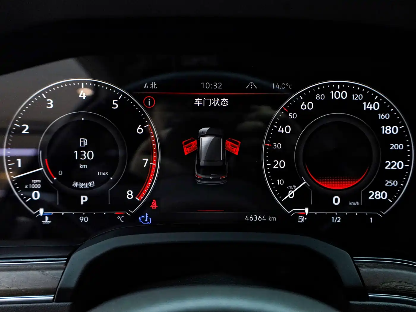 Volkswagen Touareg 2022 3.0TSI Rui Xiang Edition Classic Sport Package фото 8