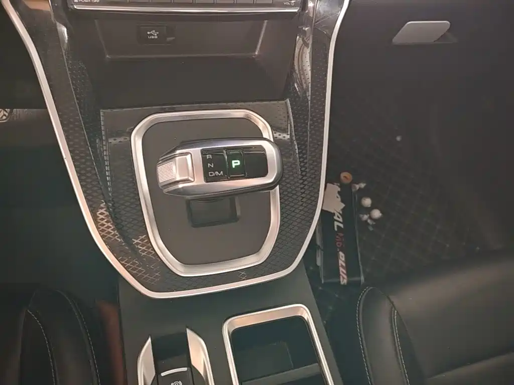 Фото 14 - Haval M6