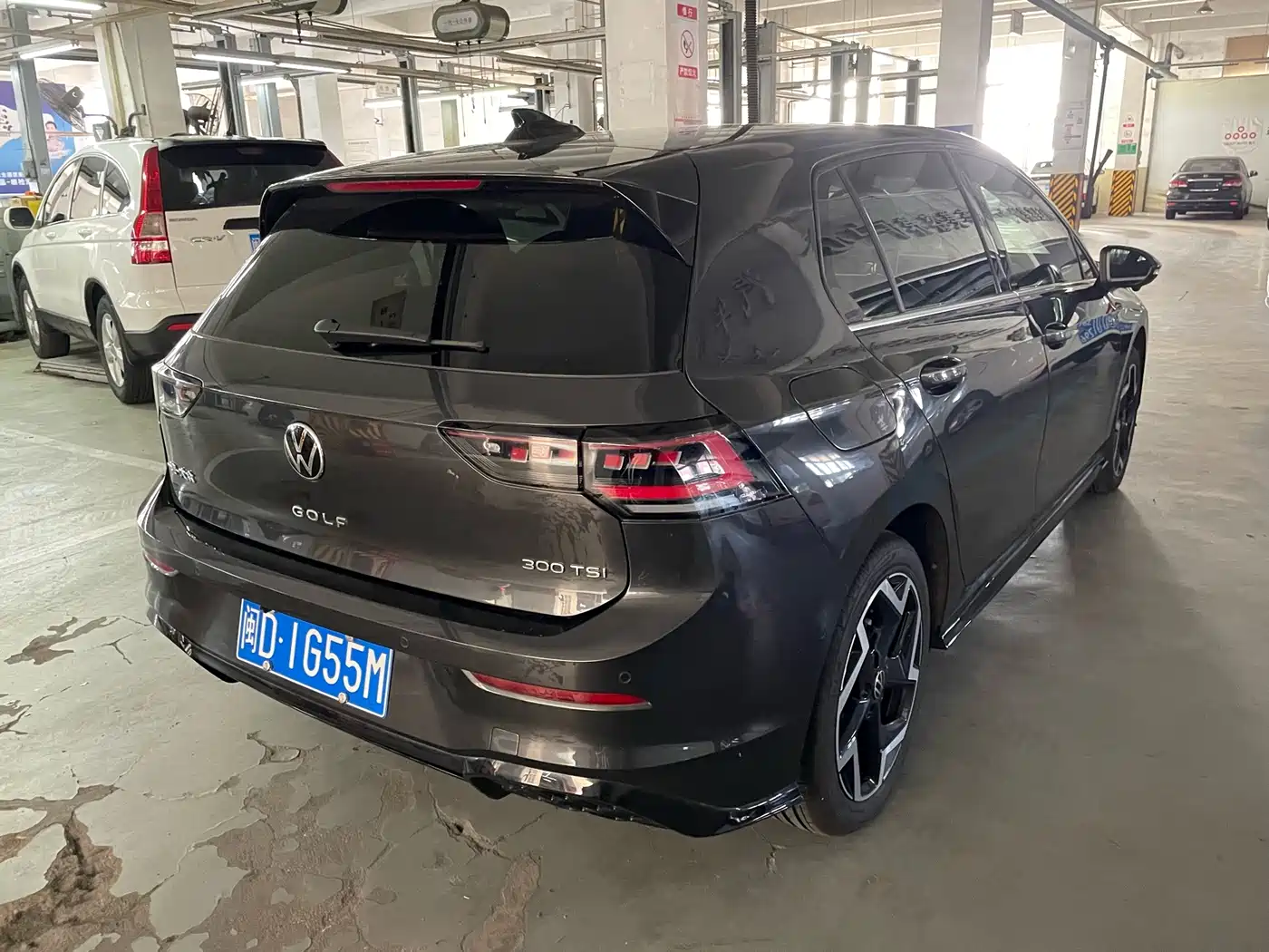 Volkswagen Golf 2025 2025 300TSI R-Line