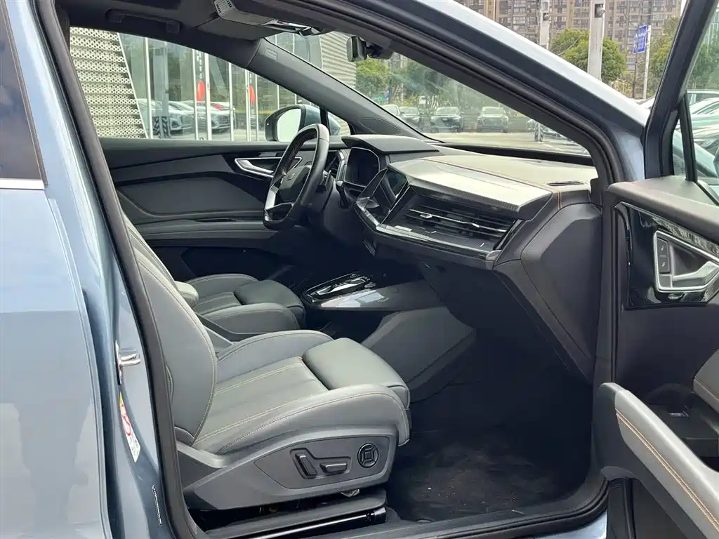 Audi Q4 e-tron 2023 2023 40 e-tron Innovation Edition