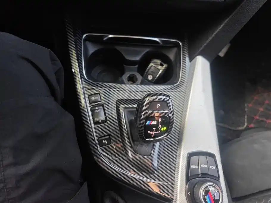 BMW 3 Series 2018 320i M Sport Package фото 16