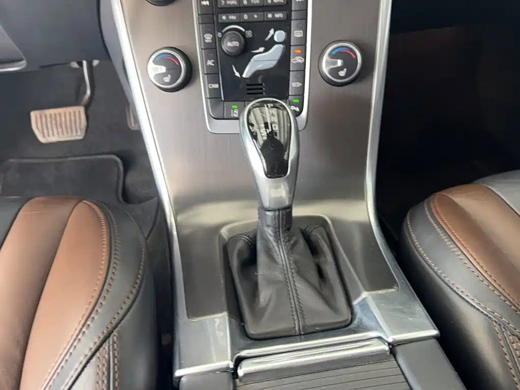 Volvo XC60 (Import) 2014 2014 Facelift T5 Elegance