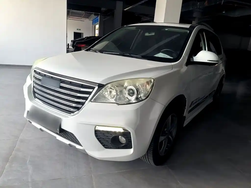 Photo 2 - Haval H6