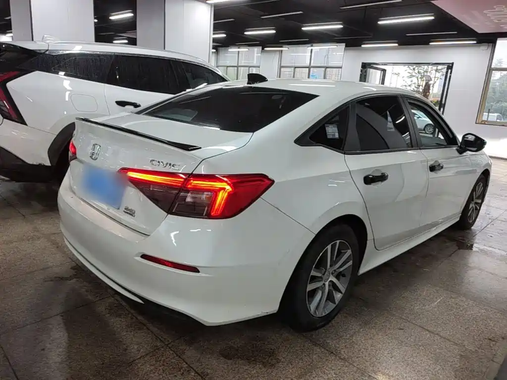 Honda Civic 2024 2023 240TURBO CVT Dynamic Edition