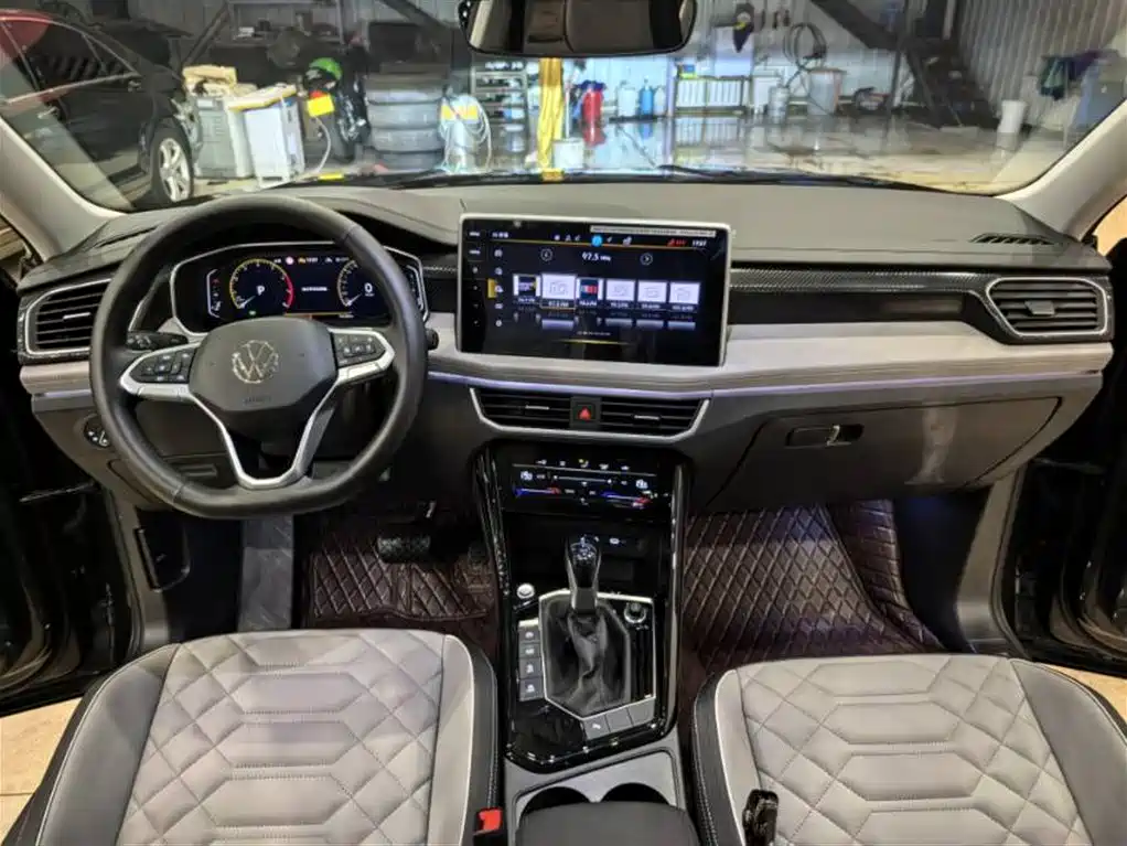 Volkswagen Tayron 2024 300TSI 2WD Luxury Plus Advanced фото 11