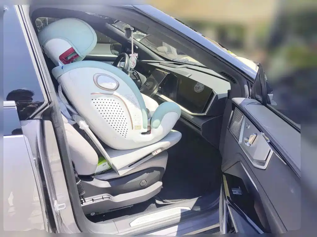 HiPhi Y 2023 2023 560km Pioneer Edition