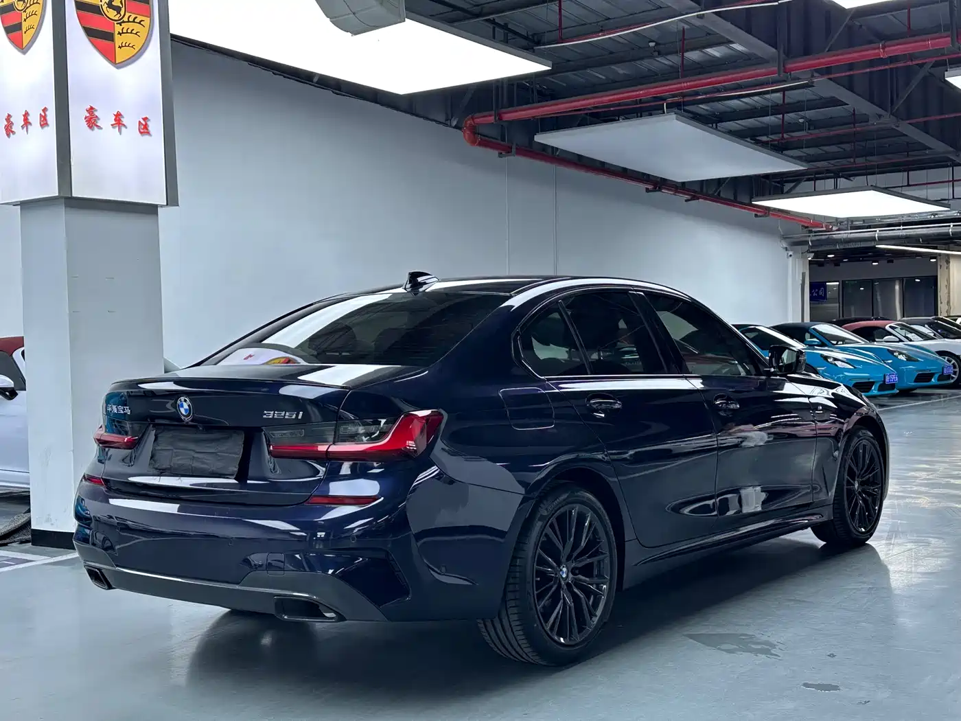 BMW 3 Series 2022 325i M Sport Shadow Edition фото 19