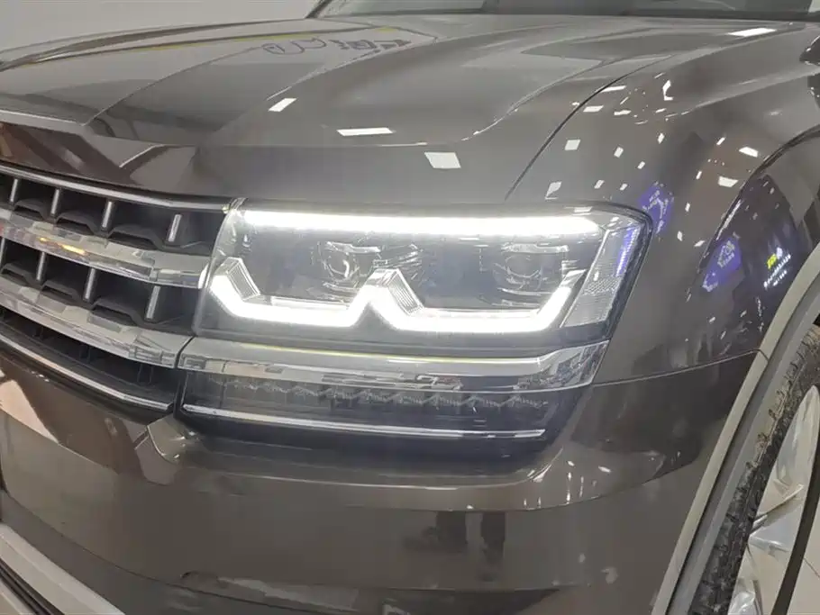 Volkswagen Teramont 2017 330TSI 2WD Flagship Edition фото 5