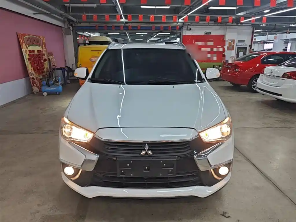 Mitsubishi ASX 2016 2.0L CVT 2WD Navigation Edition фото 3