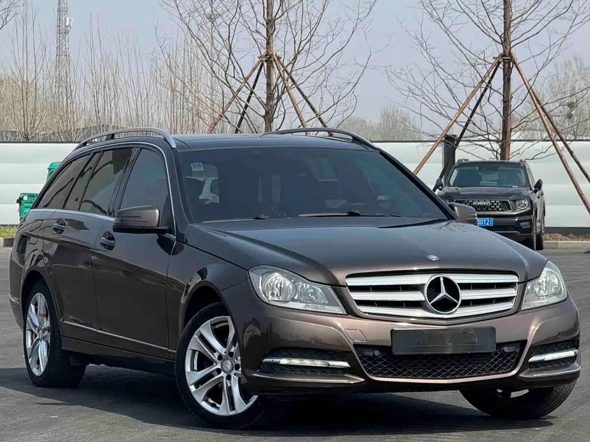Mercedes-Benz C-Class (Import) 2011 C 200 Fashion Wagon Edition фото 3