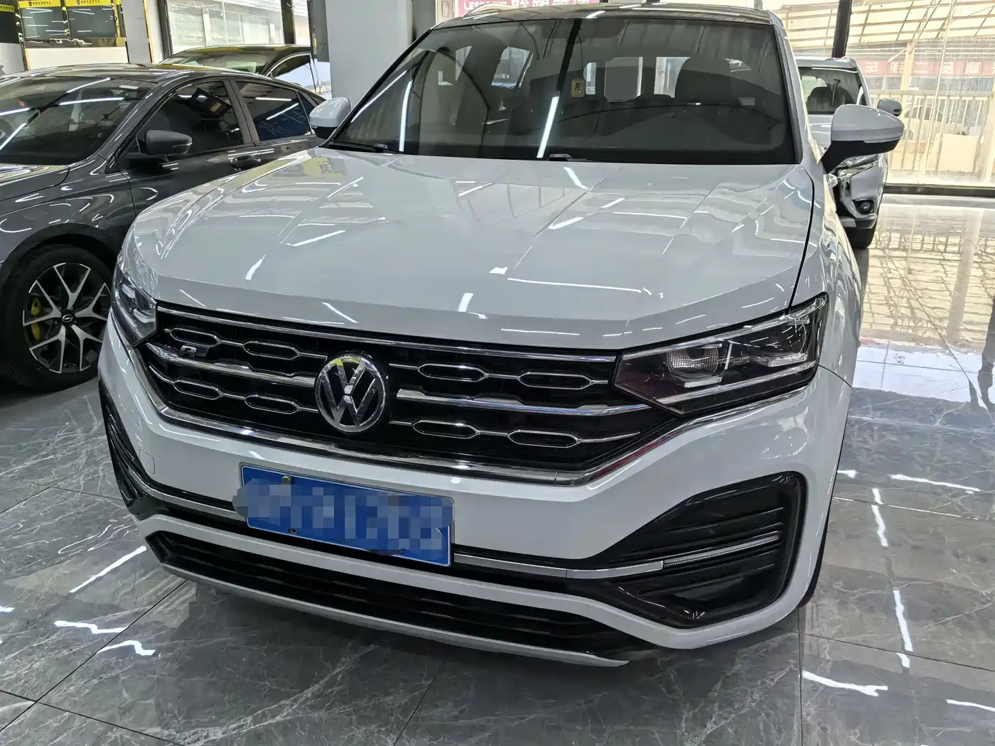 Volkswagen Tayron 2019 380TSI 4WD R-Line China VI фото 2