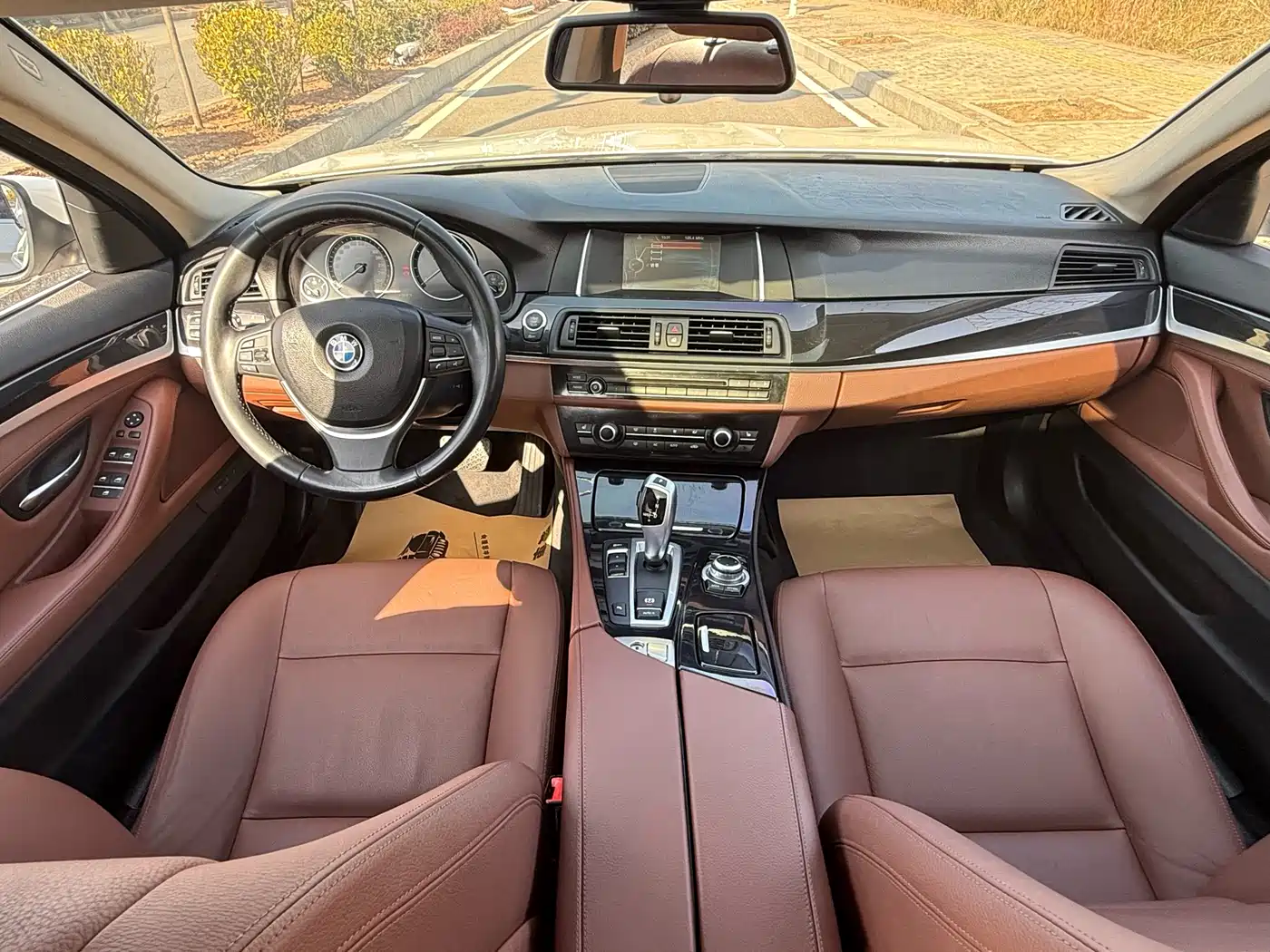 BMW 5 Series 2017 520Li Classic Edition фото 7