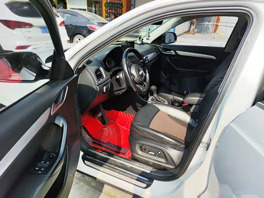 Фото 12 - Audi Q3