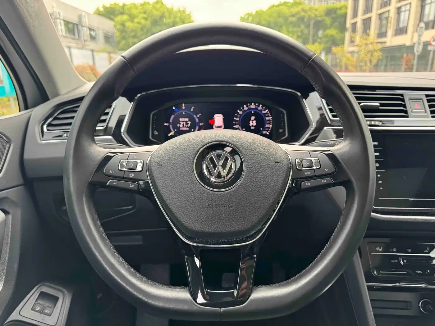 Volkswagen Tiguan L PHEV 2020 430PHEV Plug-in Hybrid Flagship Edition фото 14