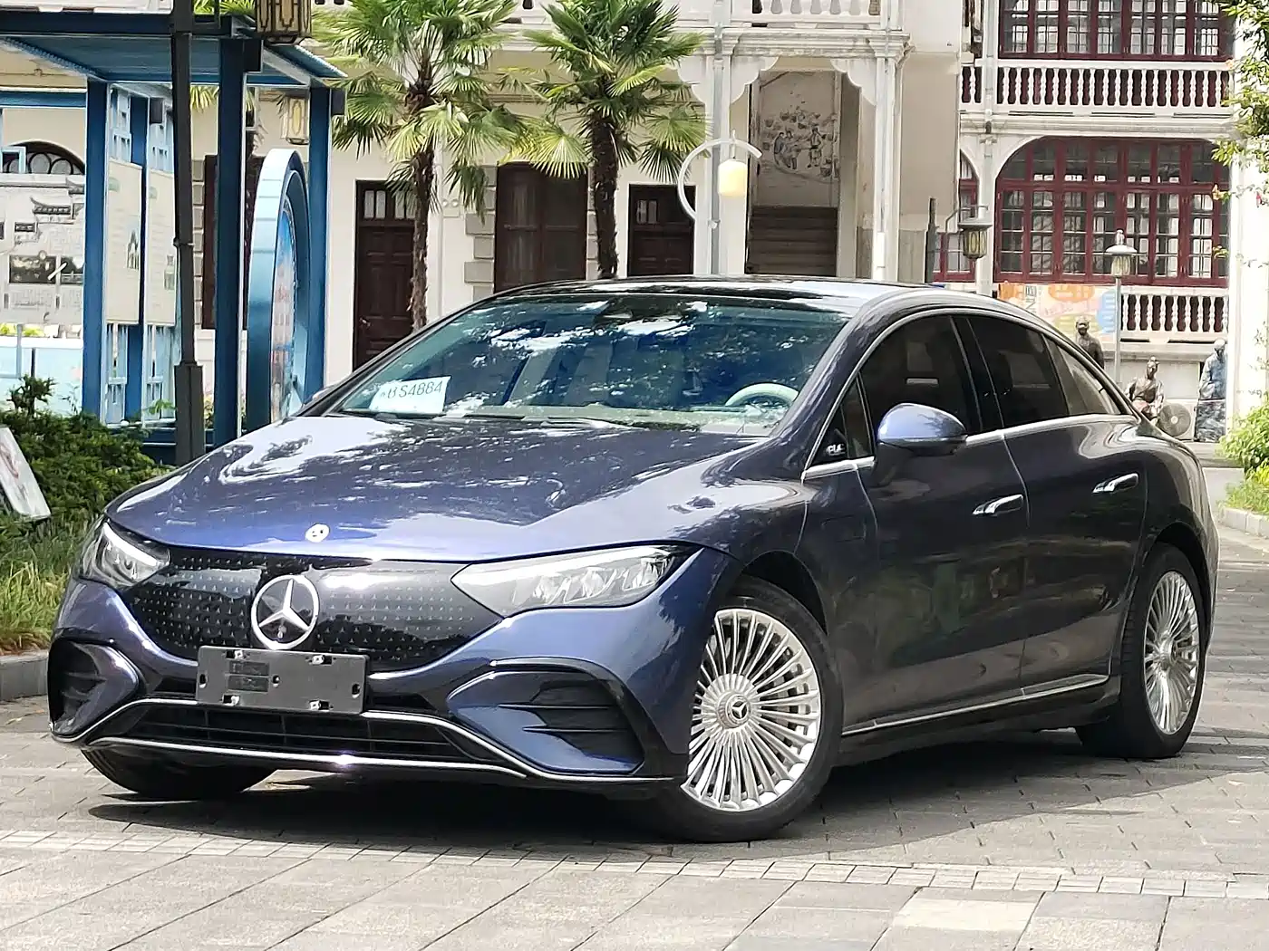 Mercedes-Benz EQE