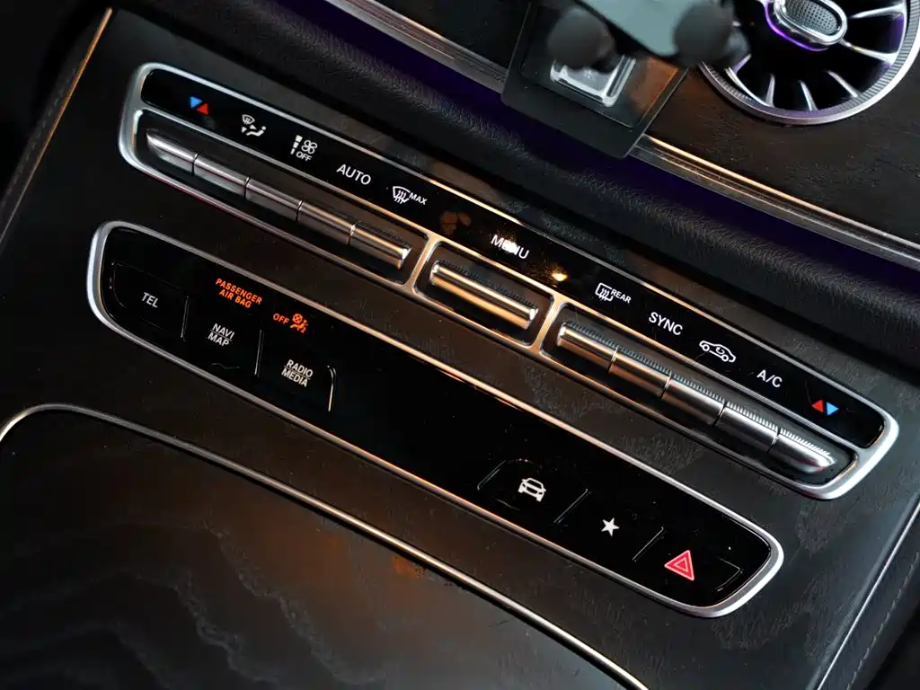 Mercedes-Benz E-Class (Import) 2023 Facelift E 260 Coupe фото 49