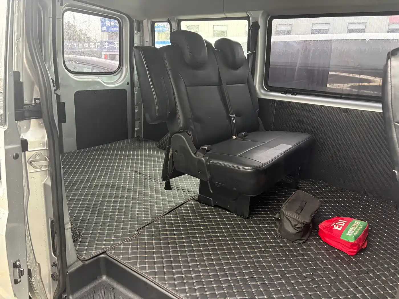 Jiangling JMC Fushun 2024 2023 2.0T Automatic Short Wheelbase Low Roof Commercial MPV 6 Seats (Dual Swing Doors)