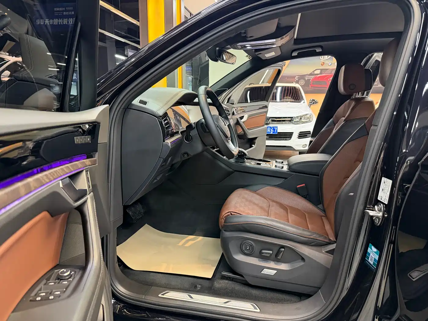 Volkswagen Touareg 2019 3.0TSI Sharp Intelligence Edition China VI фото 7