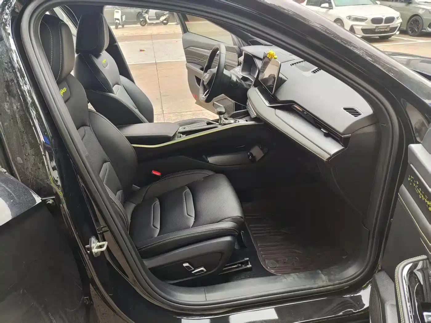 GEELY AUTOMOBILE XINGRUI