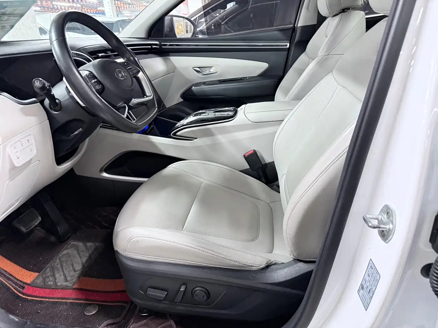 Hyundai Tucson 2022 Tucson L 1.5T DCT 20th Anniversary N Line фото 9