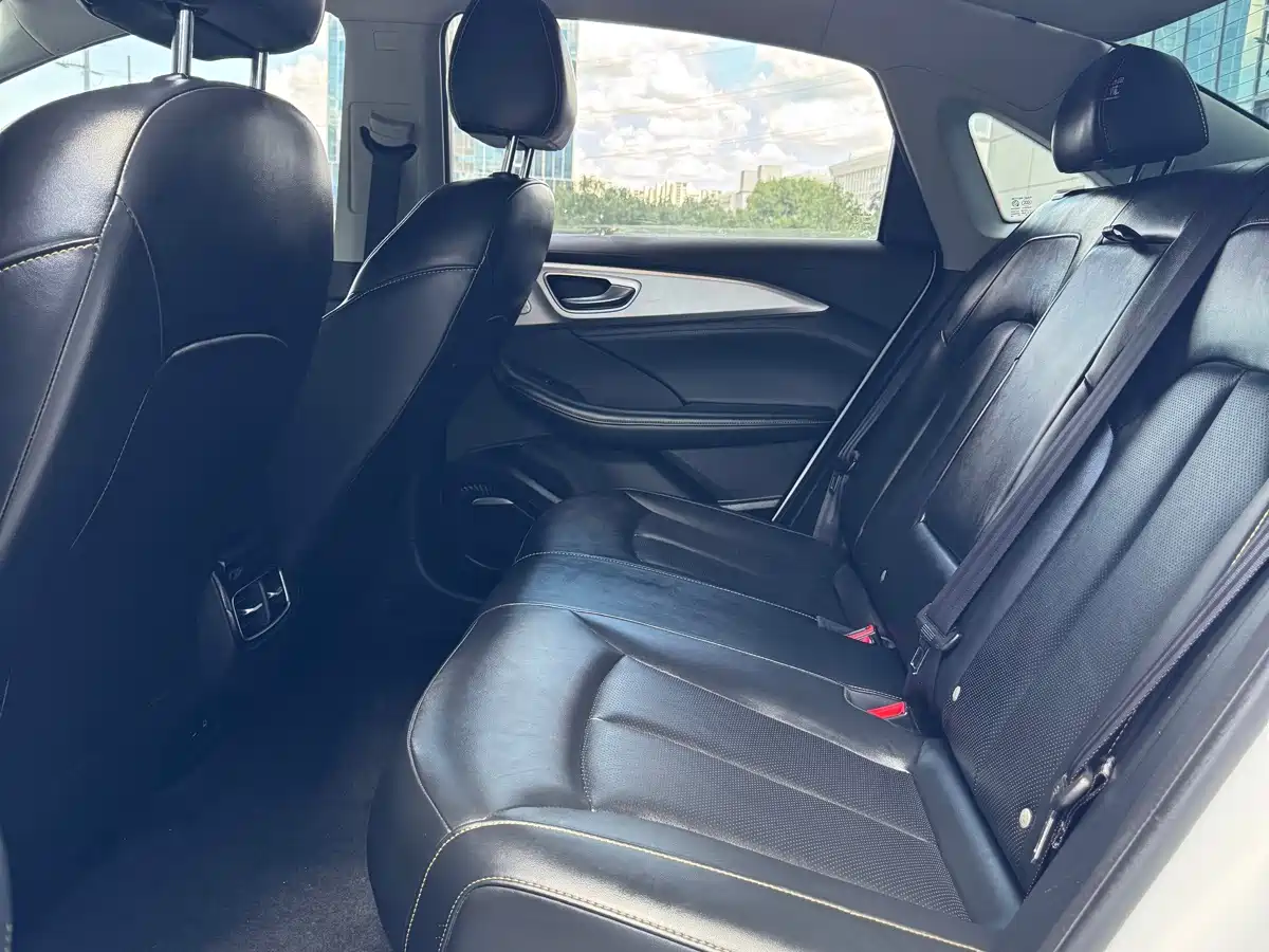 Roewe i6 MAX EV 2023 2023 EV 420 Sunroof Special Edition