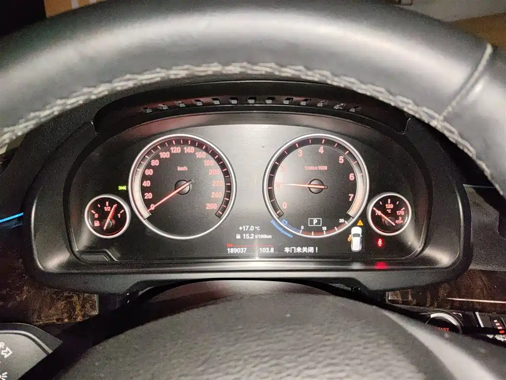 BMW X5 (Import) 2017 xDrive28i фото 8