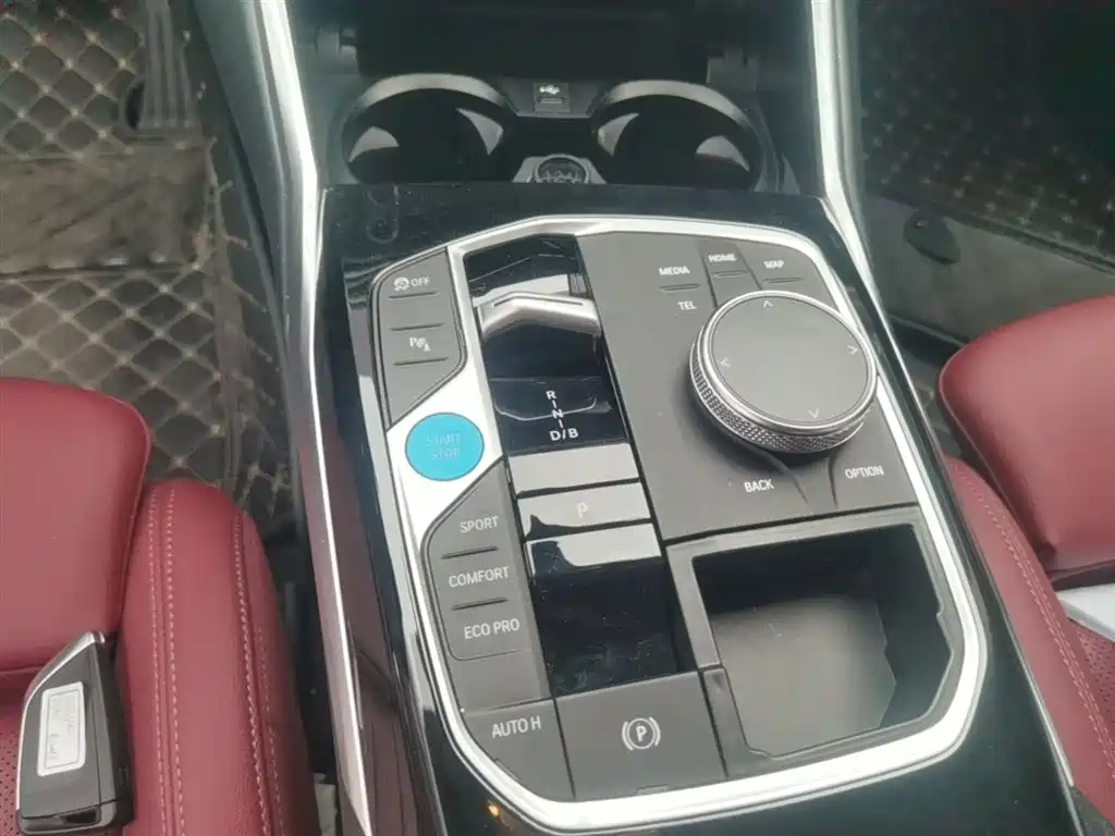 BMW i3 2024 eDrive 35 L фото 14