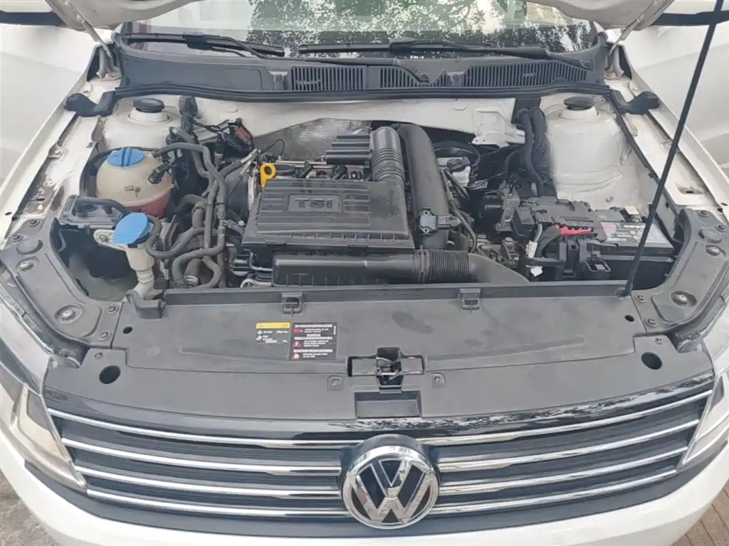 Volkswagen Lavida Tour 2017 180TSI DSG Comfort Edition фото 20