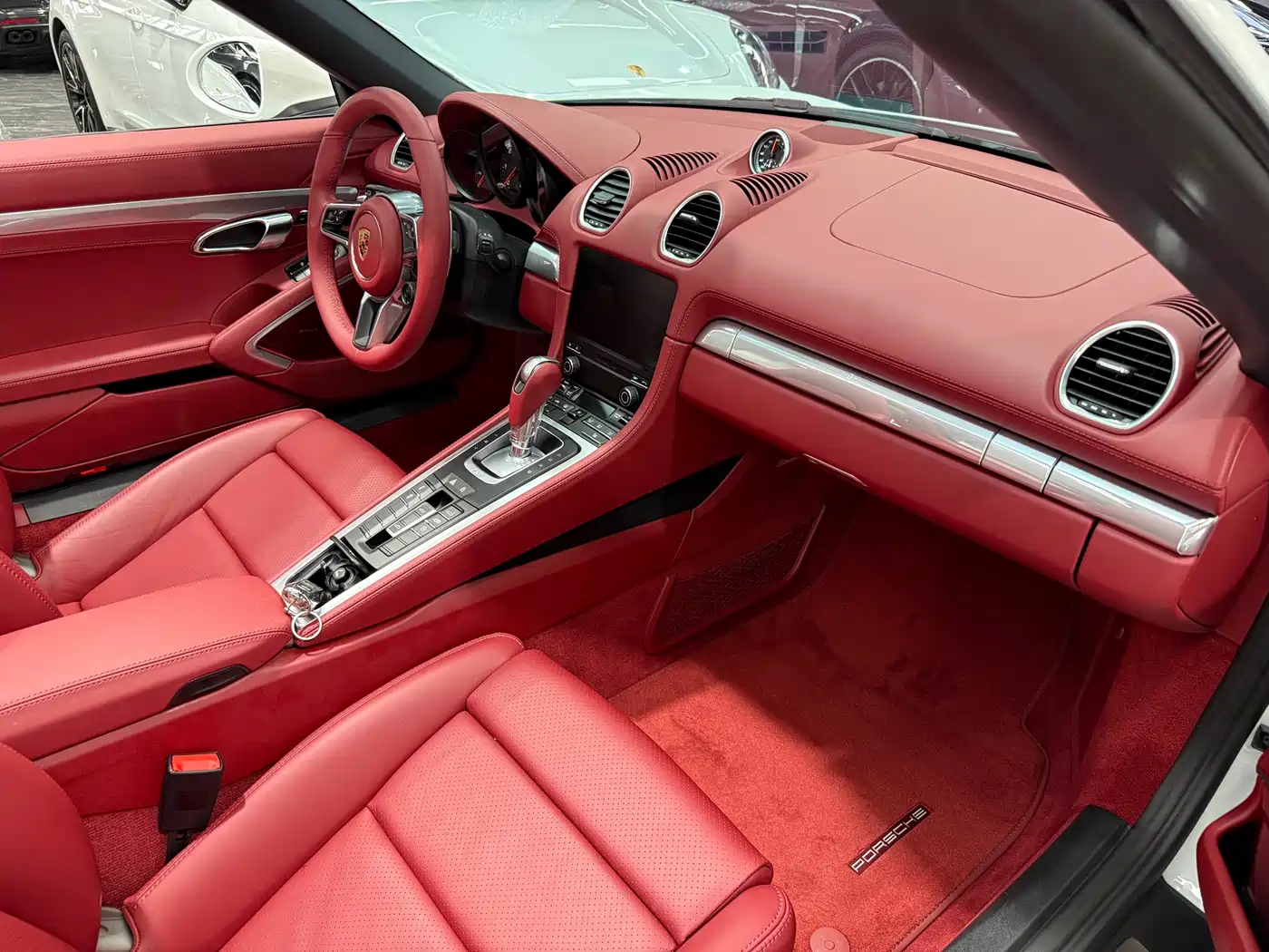 Porsche 718 2022 Boxster 2.0T фото 12
