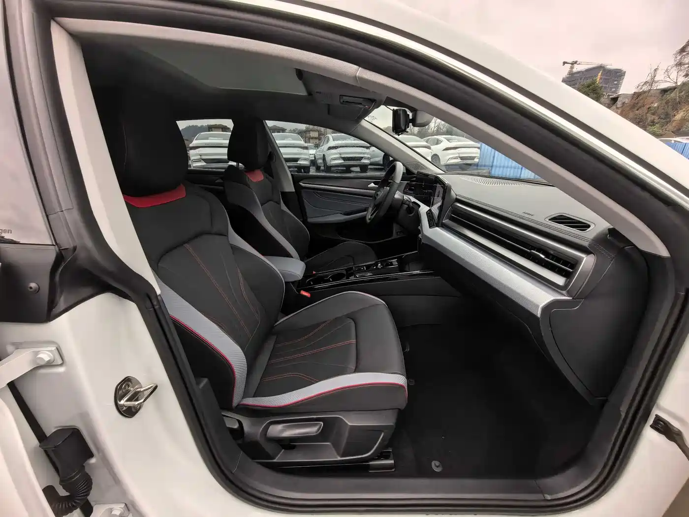 Volkswagen Lamando 2024 Lamando L 280TSI DSG Cool Edition фото 11