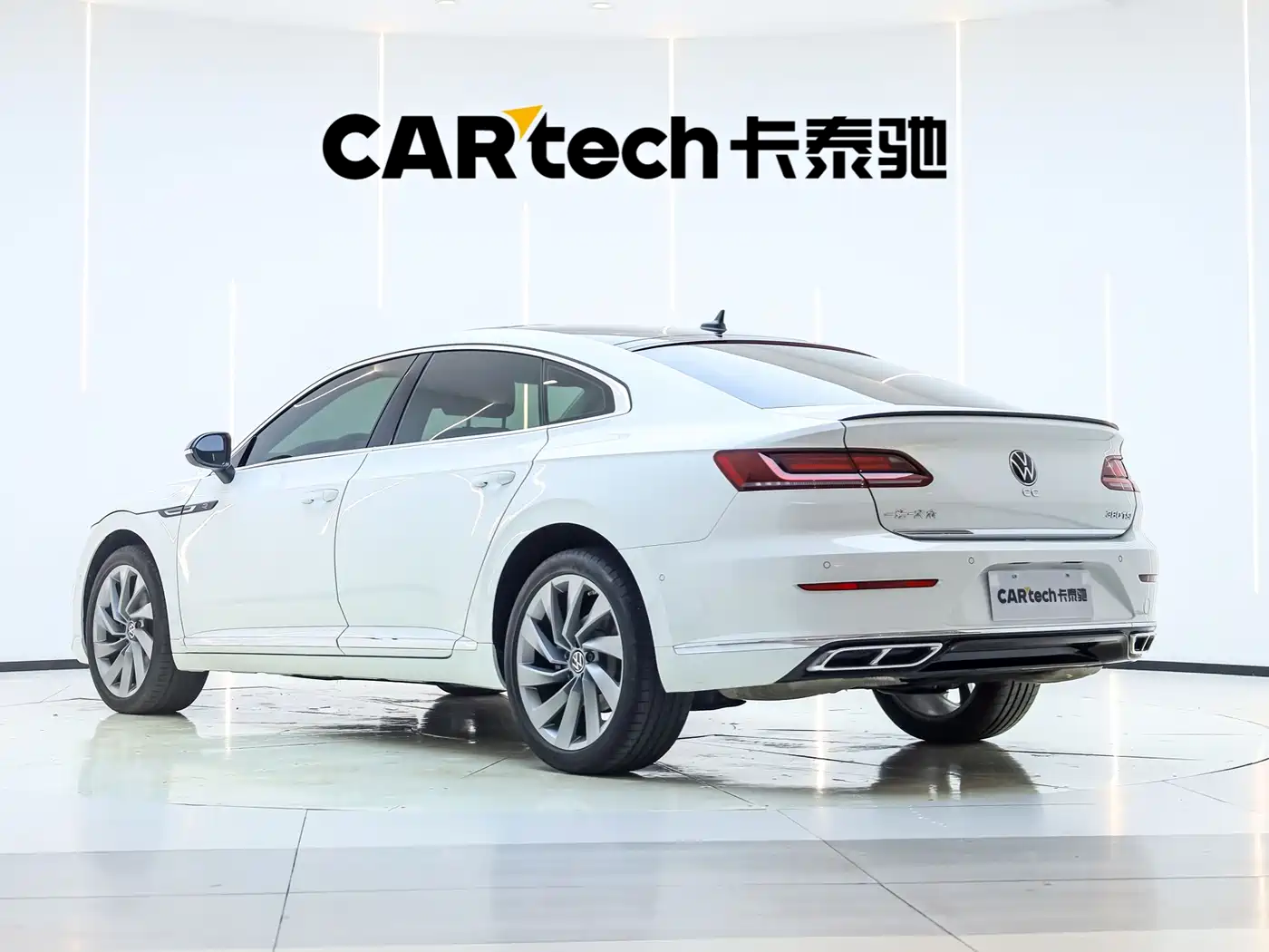 Volkswagen FAW-Volkswagen CC 2023 380TSI Eye-catching Edition фото 4