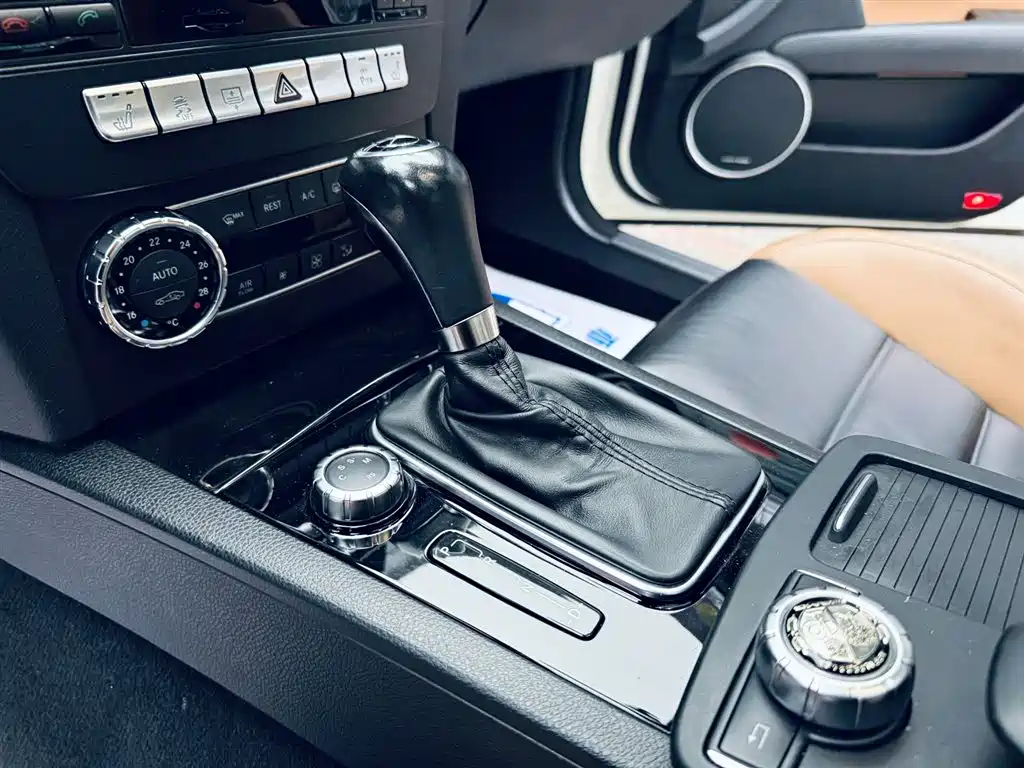 Mercedes-Benz C-Class AMG 2012 AMG C 63 Sport фото 10