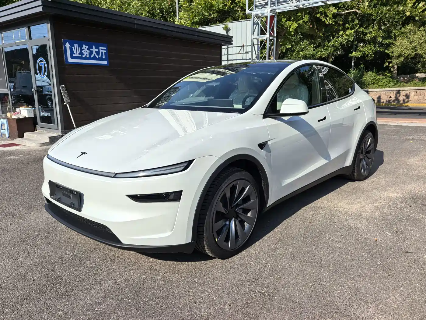 Tesla Model Y 2026 2026 Long Range All-Wheel Drive