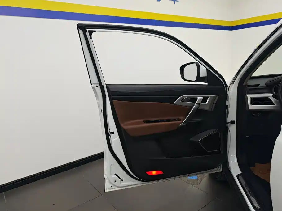 Geely Atlas 2016 2016 1.8TD Automatic Prestige Type