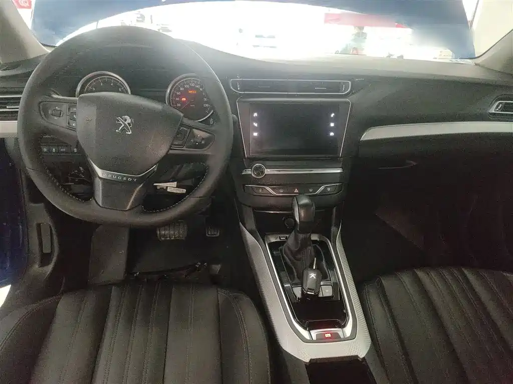 Peugeot 408 2019 350THP Automatic Luxury Edition China V фото 10